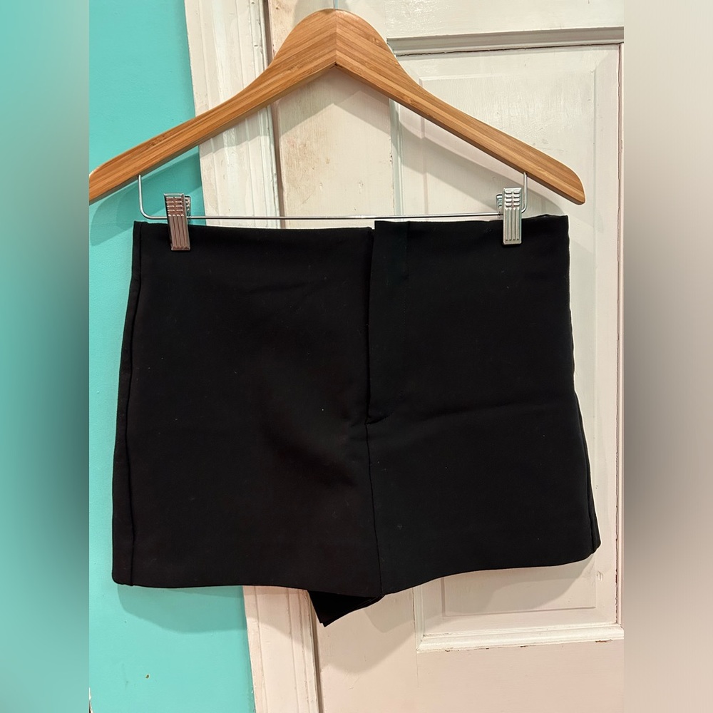 Zara black mini skort